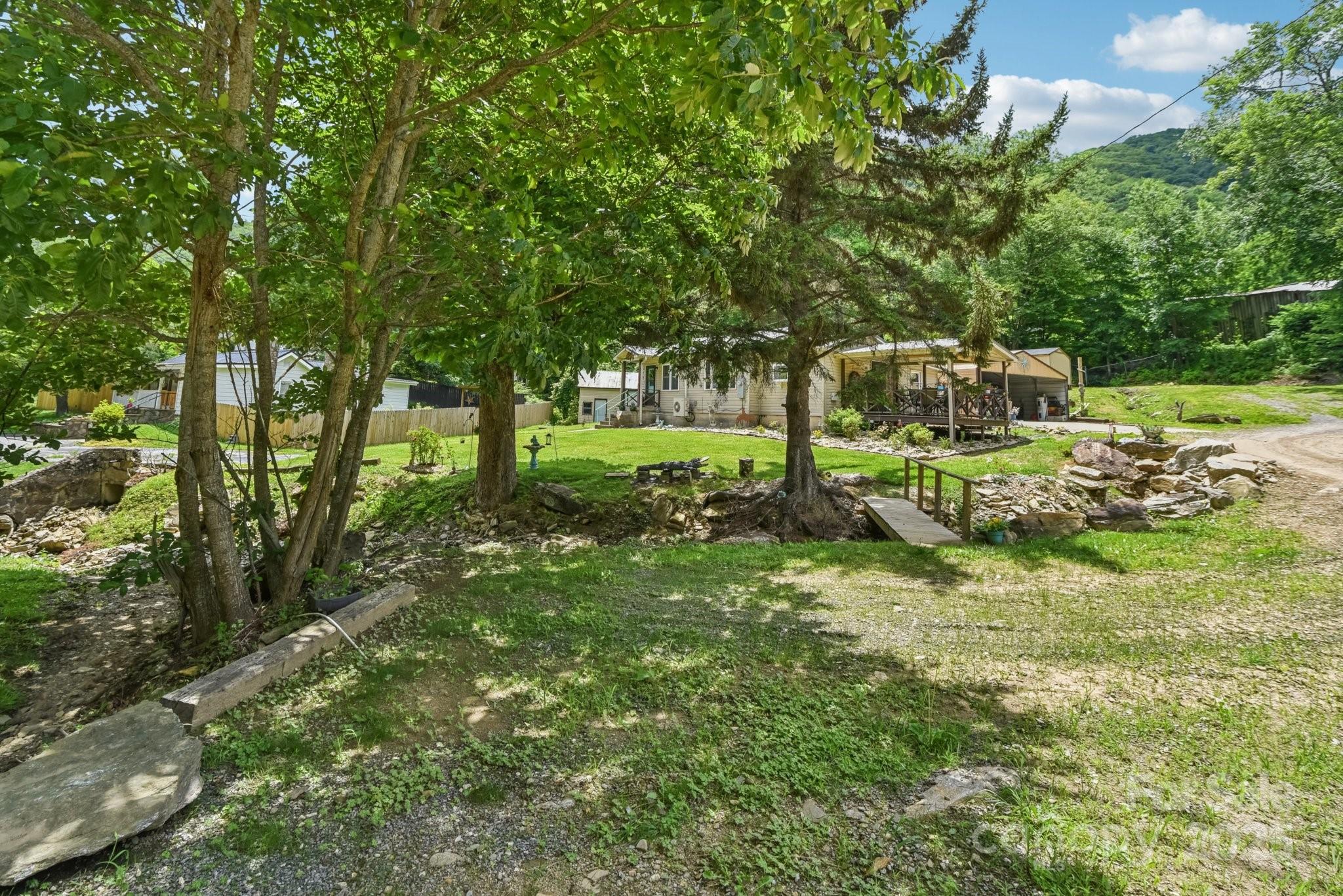 19 Lockman Road Maggie Valley NC 28751