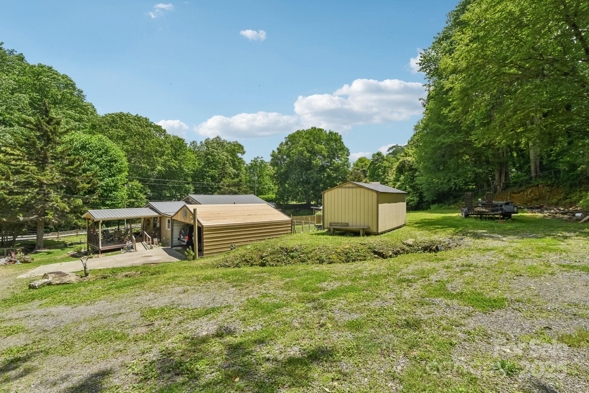 19 Lockman Road Maggie Valley NC 28751