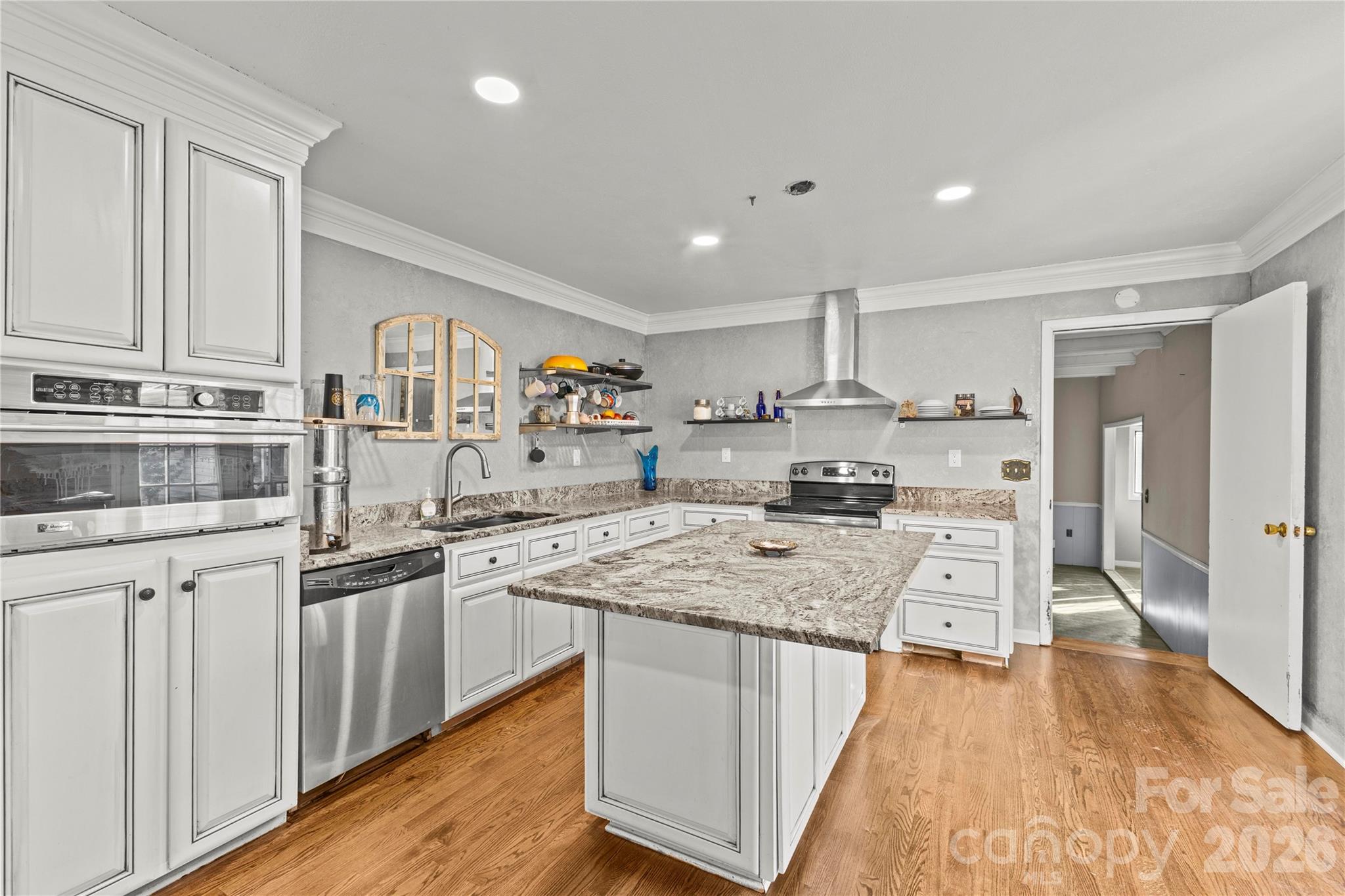 117 Robinson Avenue Matthews NC 28104
