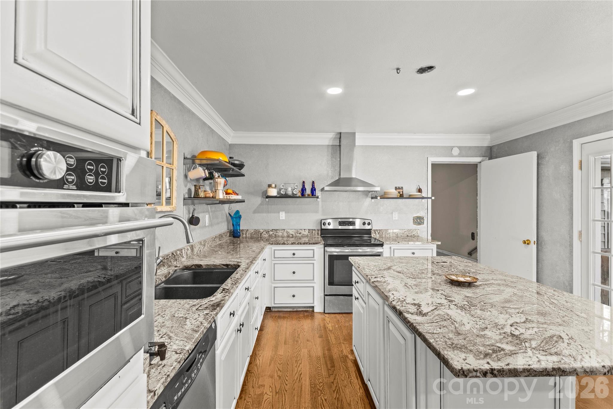 117 Robinson Avenue Matthews NC 28104