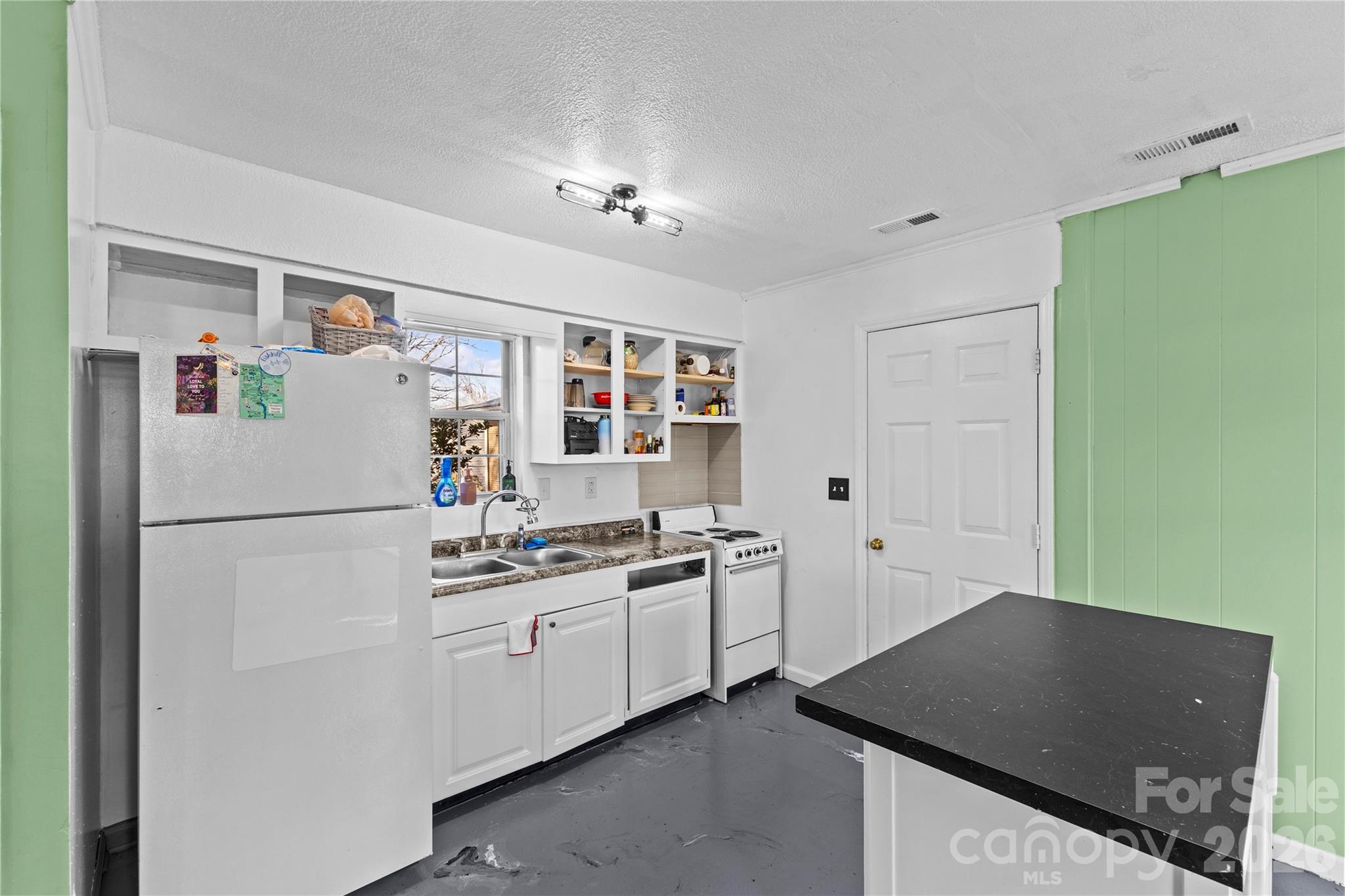 117 Robinson Avenue Matthews NC 28104