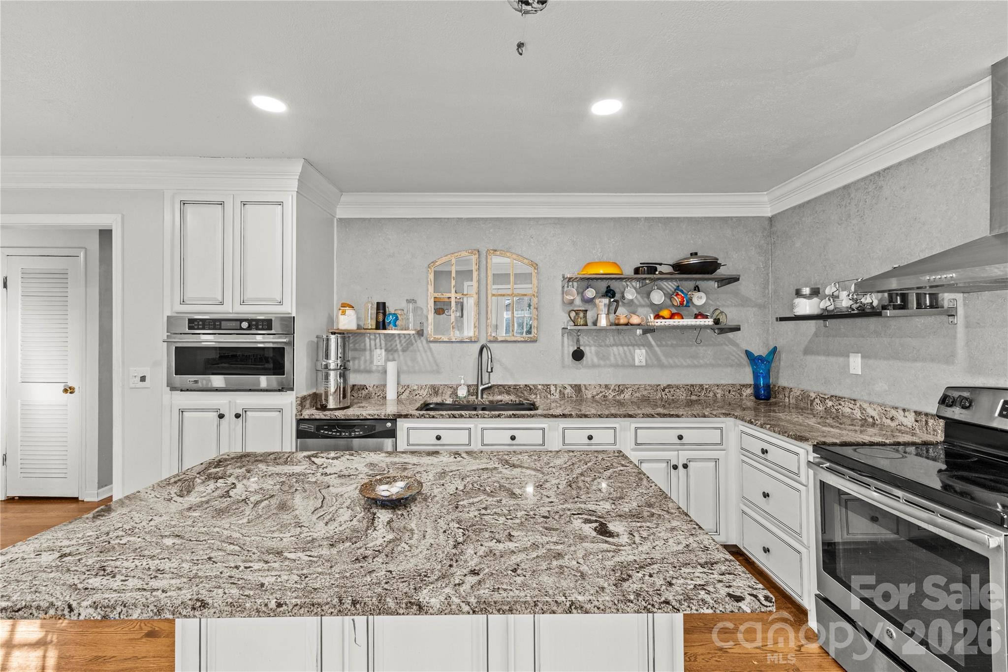 117 Robinson Avenue Matthews NC 28104