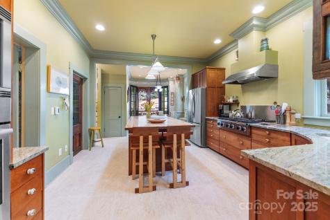 156 Cumberland Avenue Asheville NC 28801