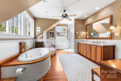 156 Cumberland Avenue Asheville NC 28801