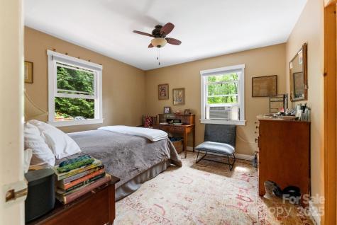 156 Cumberland Avenue Asheville NC 28801