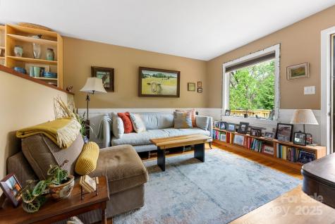 156 Cumberland Avenue Asheville NC 28801