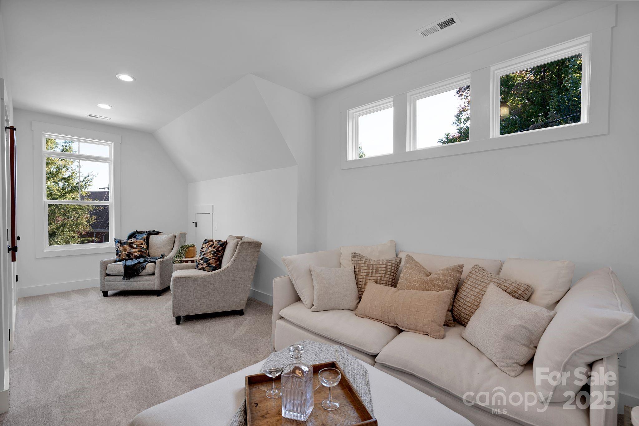 2816 Springway Drive Charlotte NC 28205