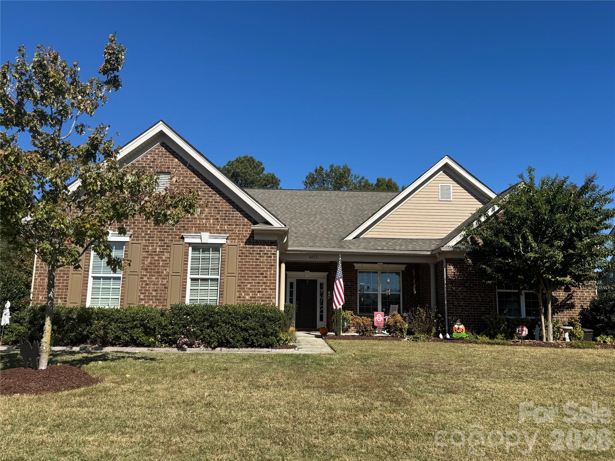 4452 Sourwood Court Harrisburg NC 28075