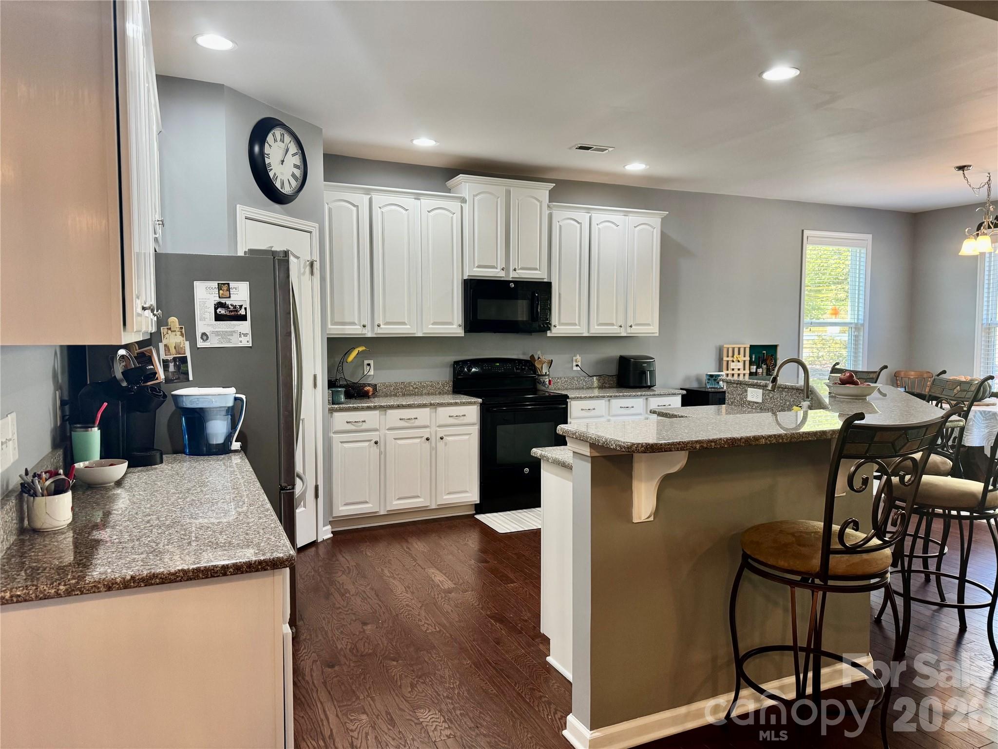 4452 Sourwood Court Harrisburg NC 28075