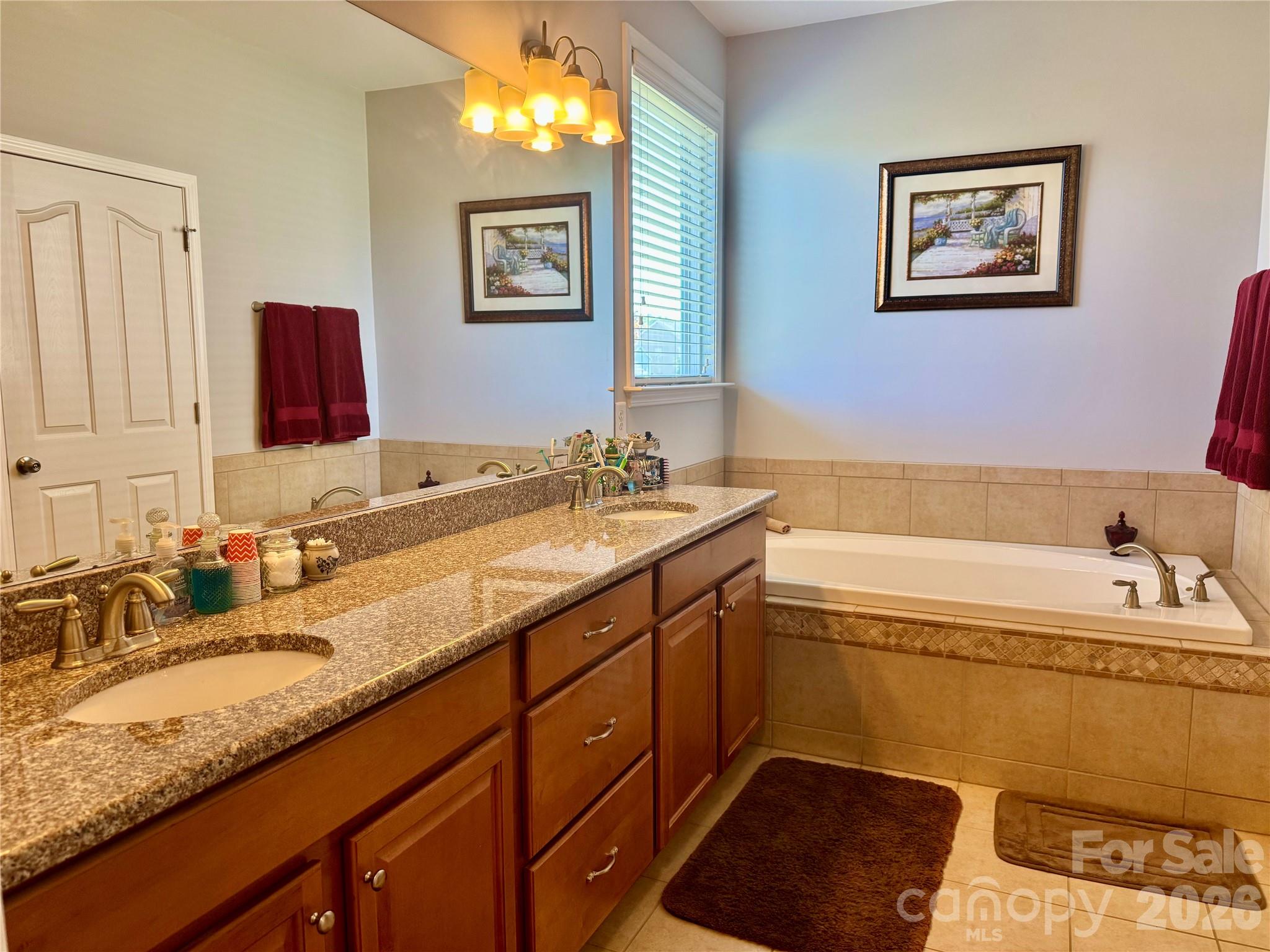 4452 Sourwood Court Harrisburg NC 28075