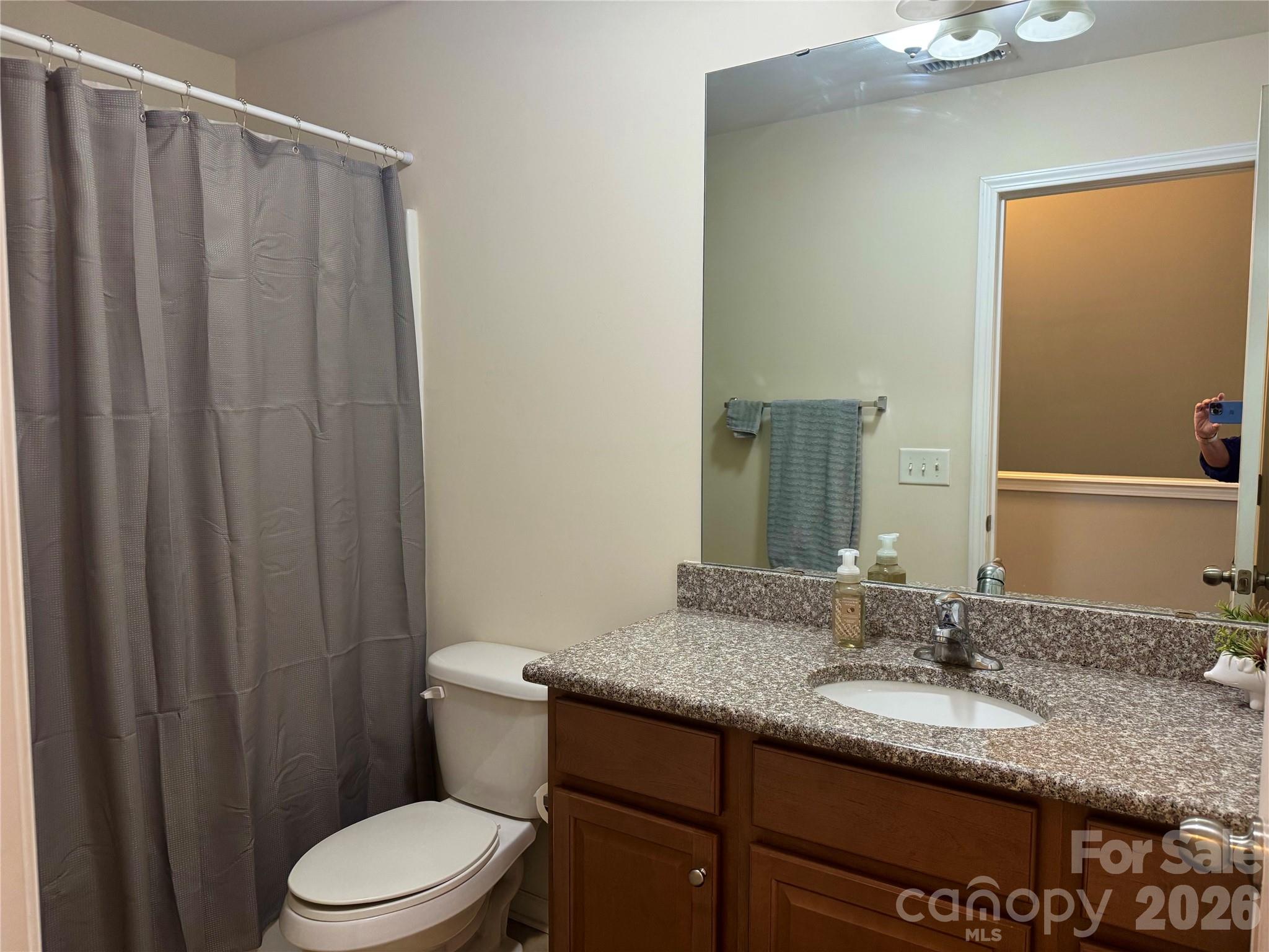 4452 Sourwood Court Harrisburg NC 28075