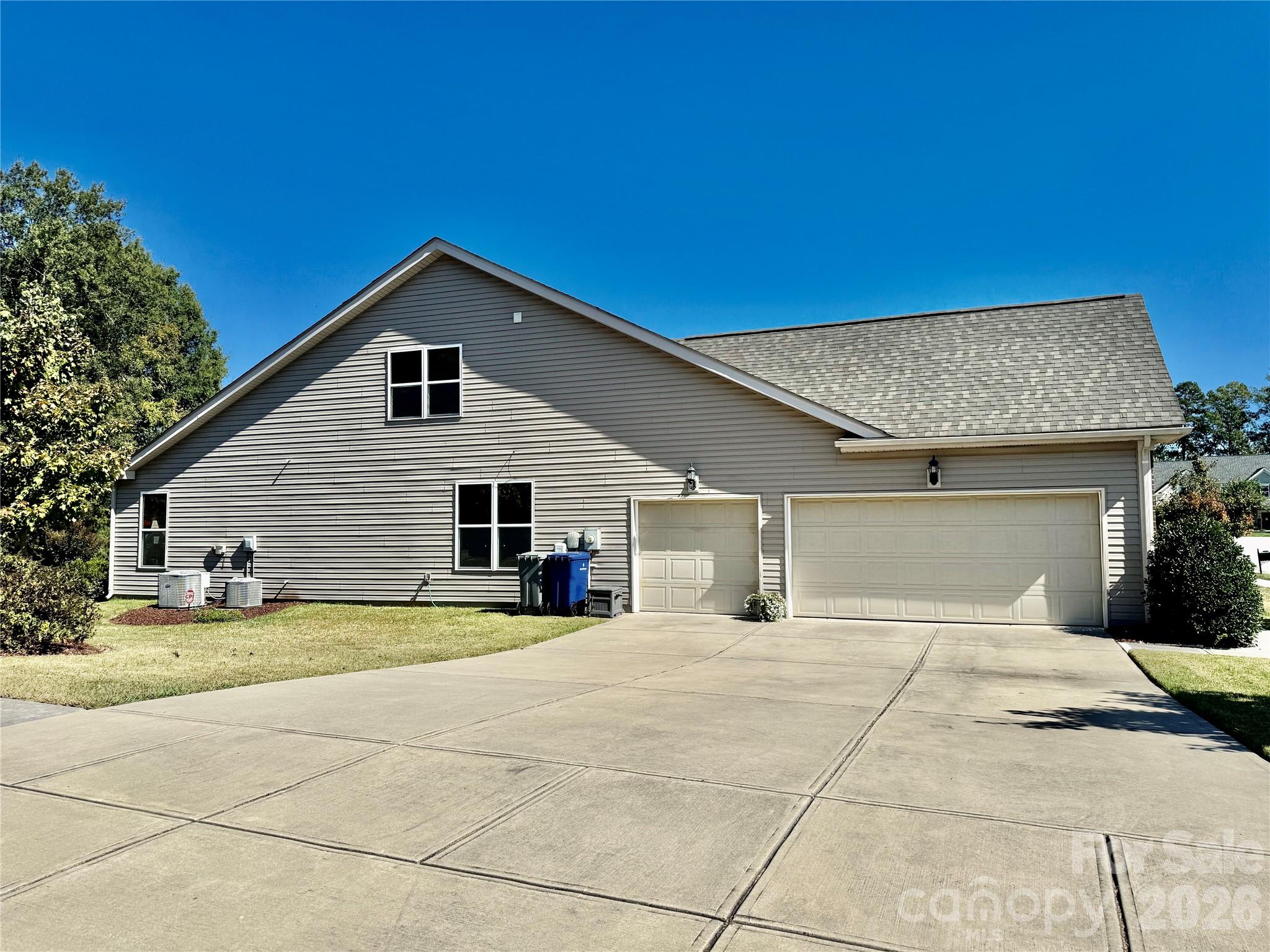 4452 Sourwood Court Harrisburg NC 28075