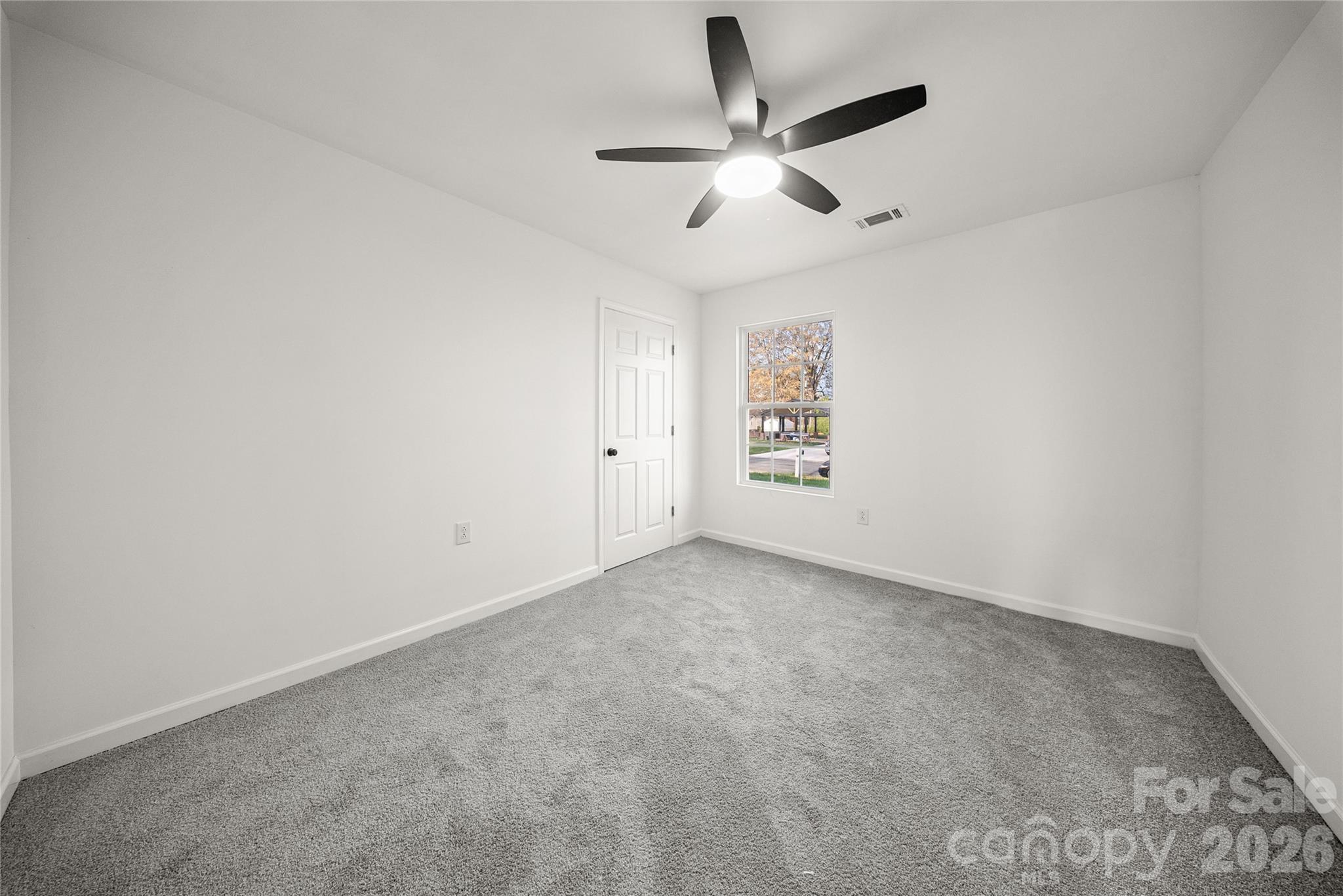 10107 Clairemore Place Charlotte NC 28216