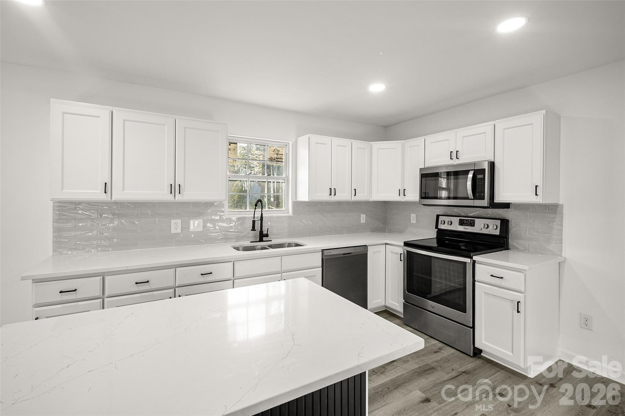 10107 Clairemore Place Charlotte NC 28216