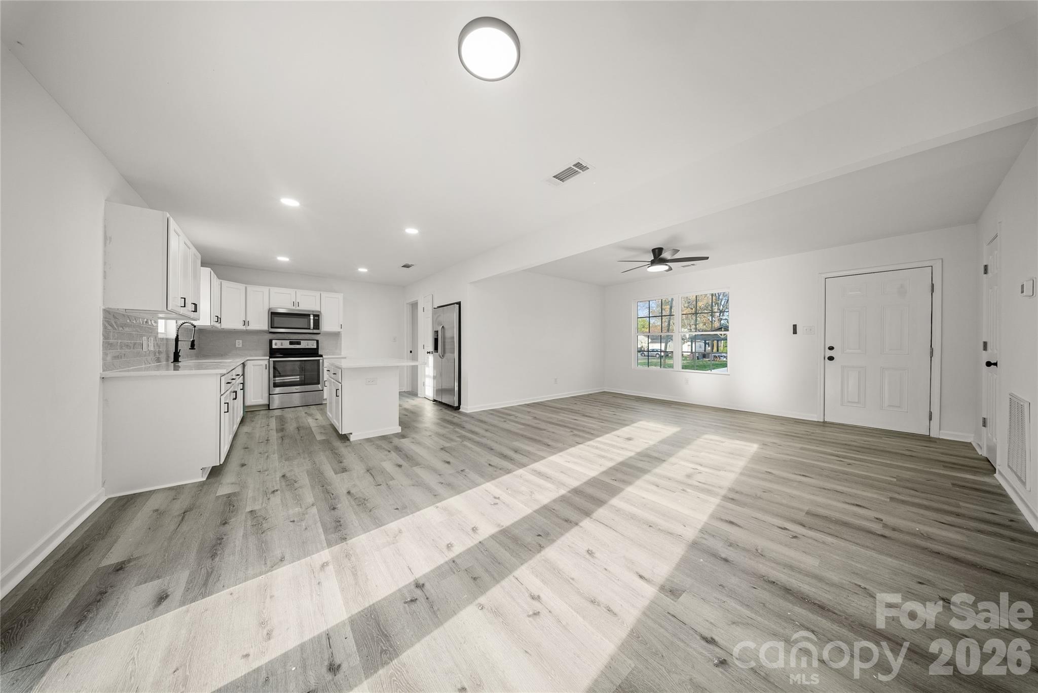 10107 Clairemore Place Charlotte NC 28216