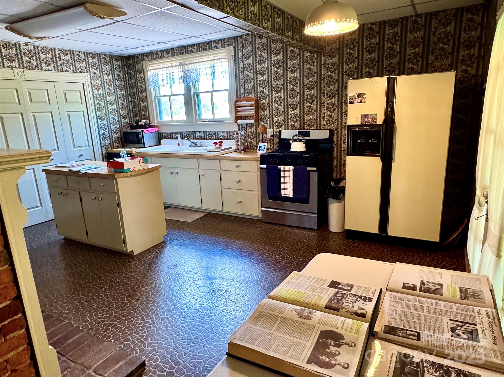4689 Lakeview Acres Road Valdese NC 28690