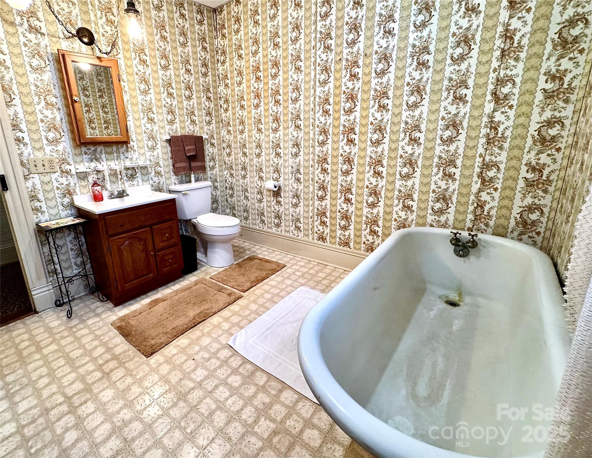 4689 Lakeview Acres Road Valdese NC 28690