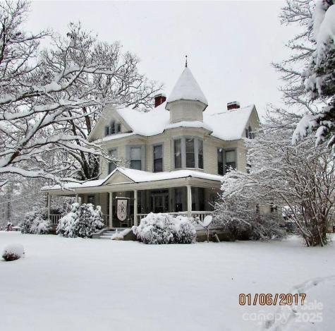 4689 Lakeview Acres Road Valdese NC 28690