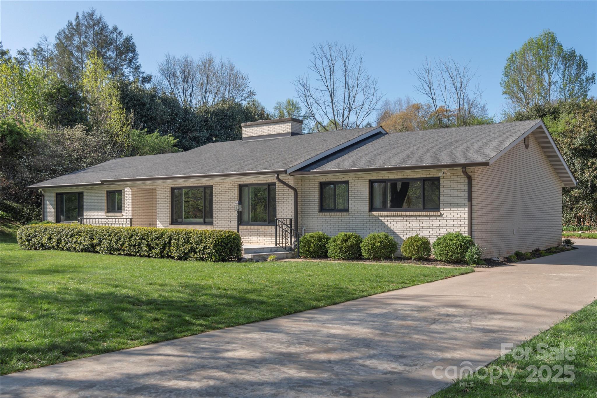 1329 Merrimon Avenue Asheville NC 28804