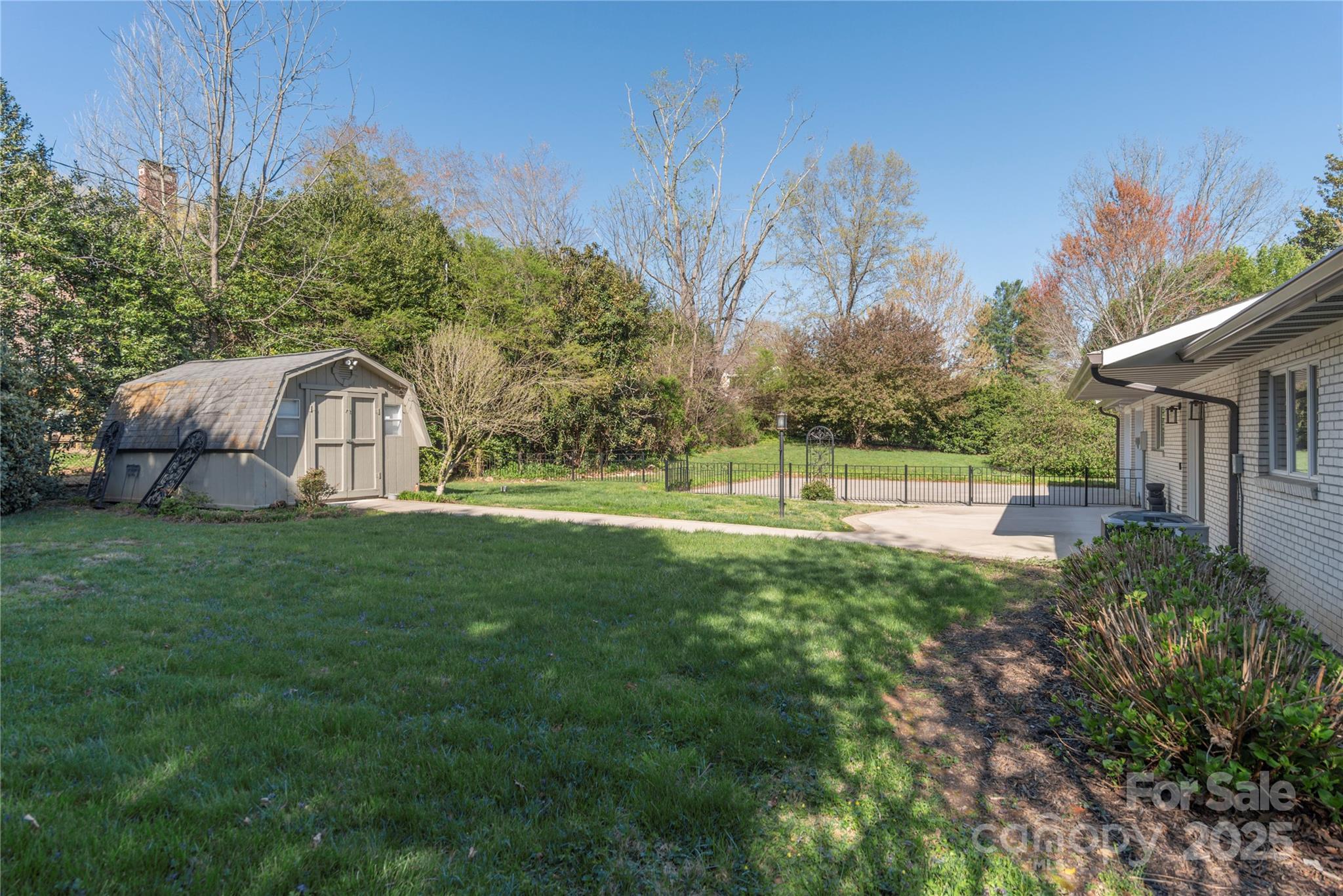 1329 Merrimon Avenue Asheville NC 28804