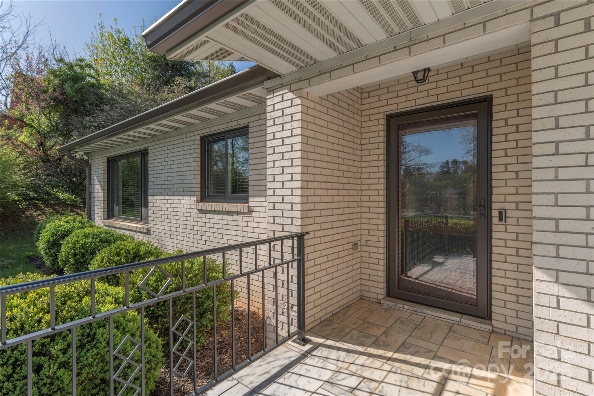 1329 Merrimon Avenue Asheville NC 28804