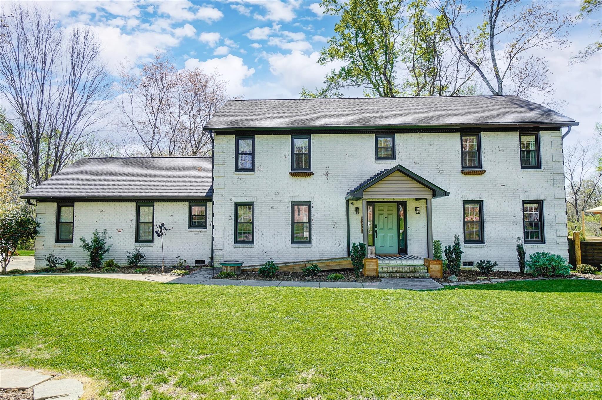 5401 Somerset Lane Harrisburg NC 28075