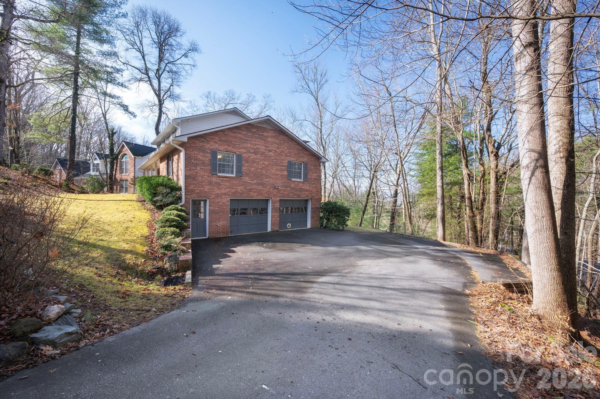 107 Ballantree Drive Asheville NC 28803