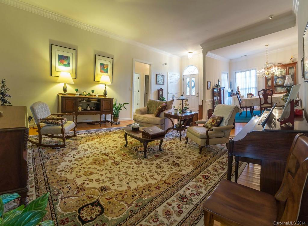 7015 Royce Court Charlotte NC 28277