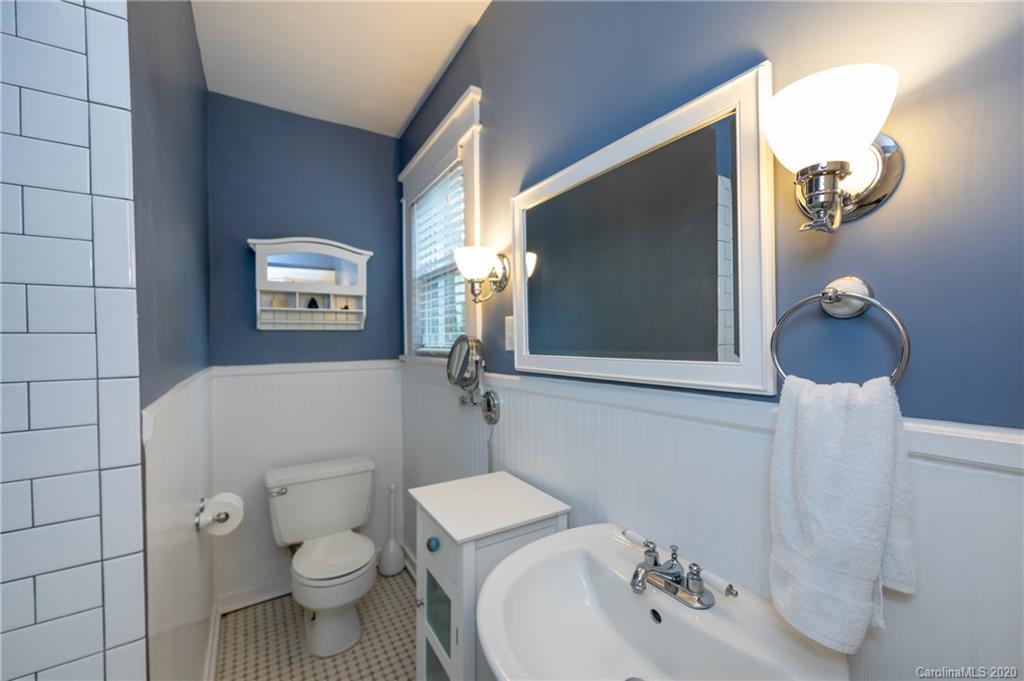 1809 Kensington Drive Charlotte NC 28205