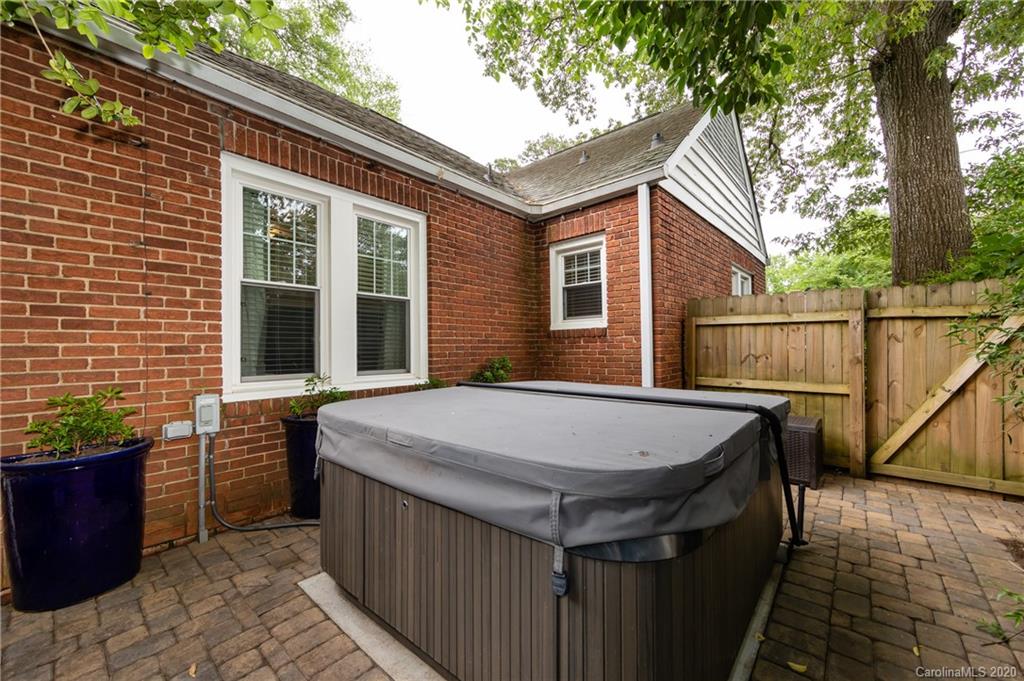 1809 Kensington Drive Charlotte NC 28205