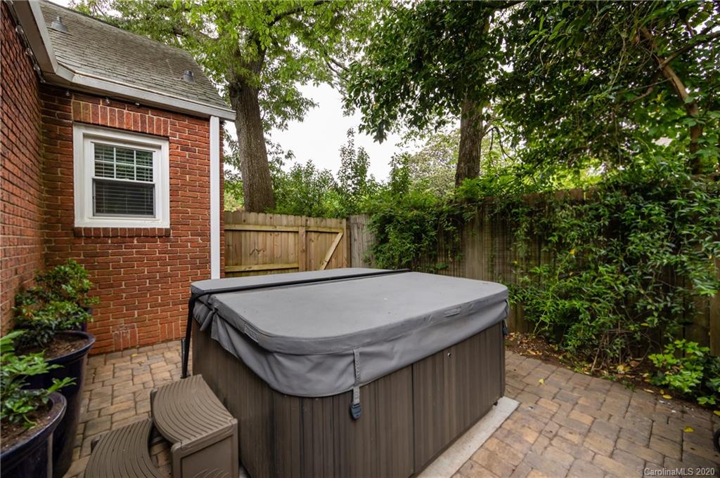 1809 Kensington Drive Charlotte NC 28205