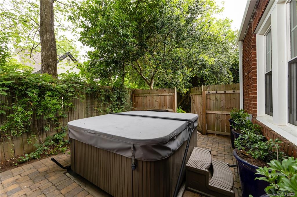 1809 Kensington Drive Charlotte NC 28205