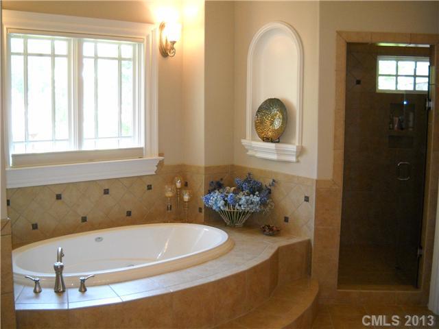 8203 Skye Lochs Drive Waxhaw NC 28173