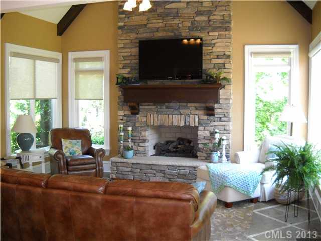8203 Skye Lochs Drive Waxhaw NC 28173