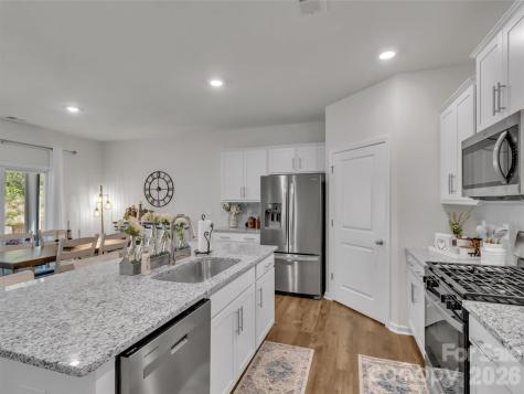 199 Farmwood Trail Waynesville NC 28786