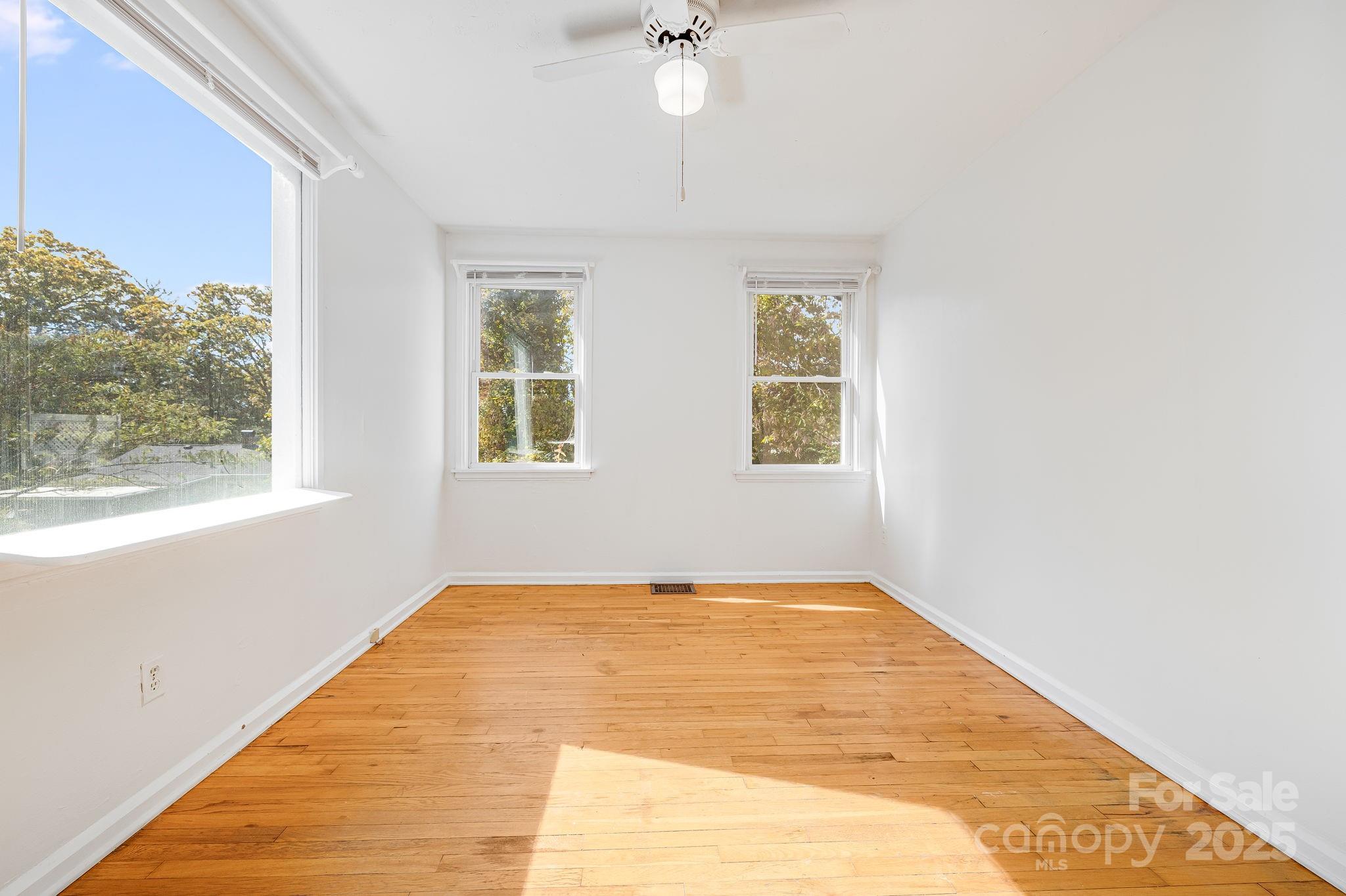 209 Governors View Road Asheville NC 28805