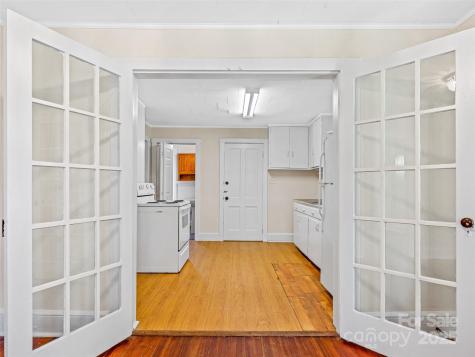 11 Craig Circle Asheville NC 28805