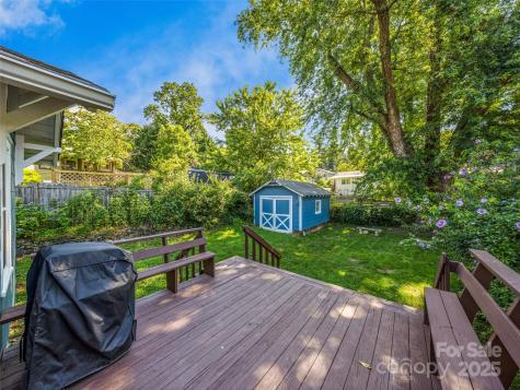 11 Craig Circle Asheville NC 28805