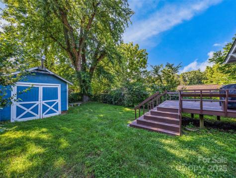 11 Craig Circle Asheville NC 28805