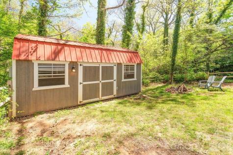 24 Forest Lane Black Mountain NC 28711