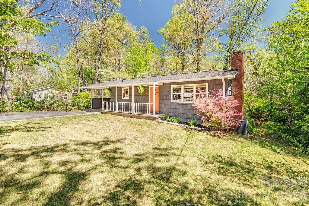 24 Forest Lane Black Mountain NC 28711