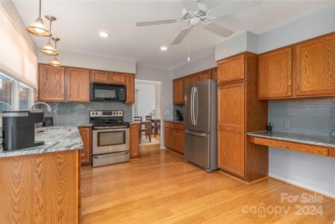 40 Cedarcliff Circle Asheville NC 28803