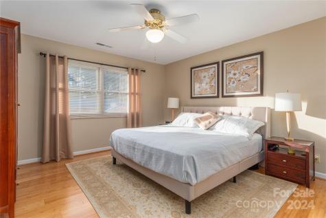 40 Cedarcliff Circle Asheville NC 28803