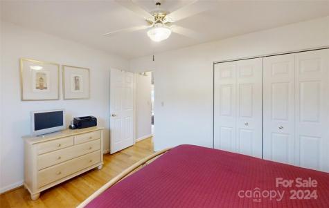 40 Cedarcliff Circle Asheville NC 28803