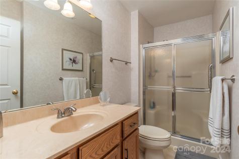 40 Cedarcliff Circle Asheville NC 28803