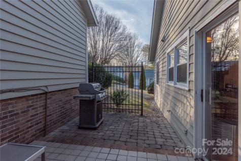 40 Cedarcliff Circle Asheville NC 28803