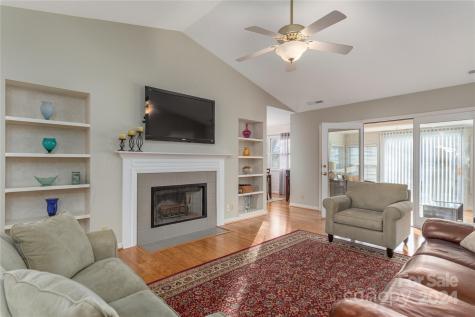 40 Cedarcliff Circle Asheville NC 28803