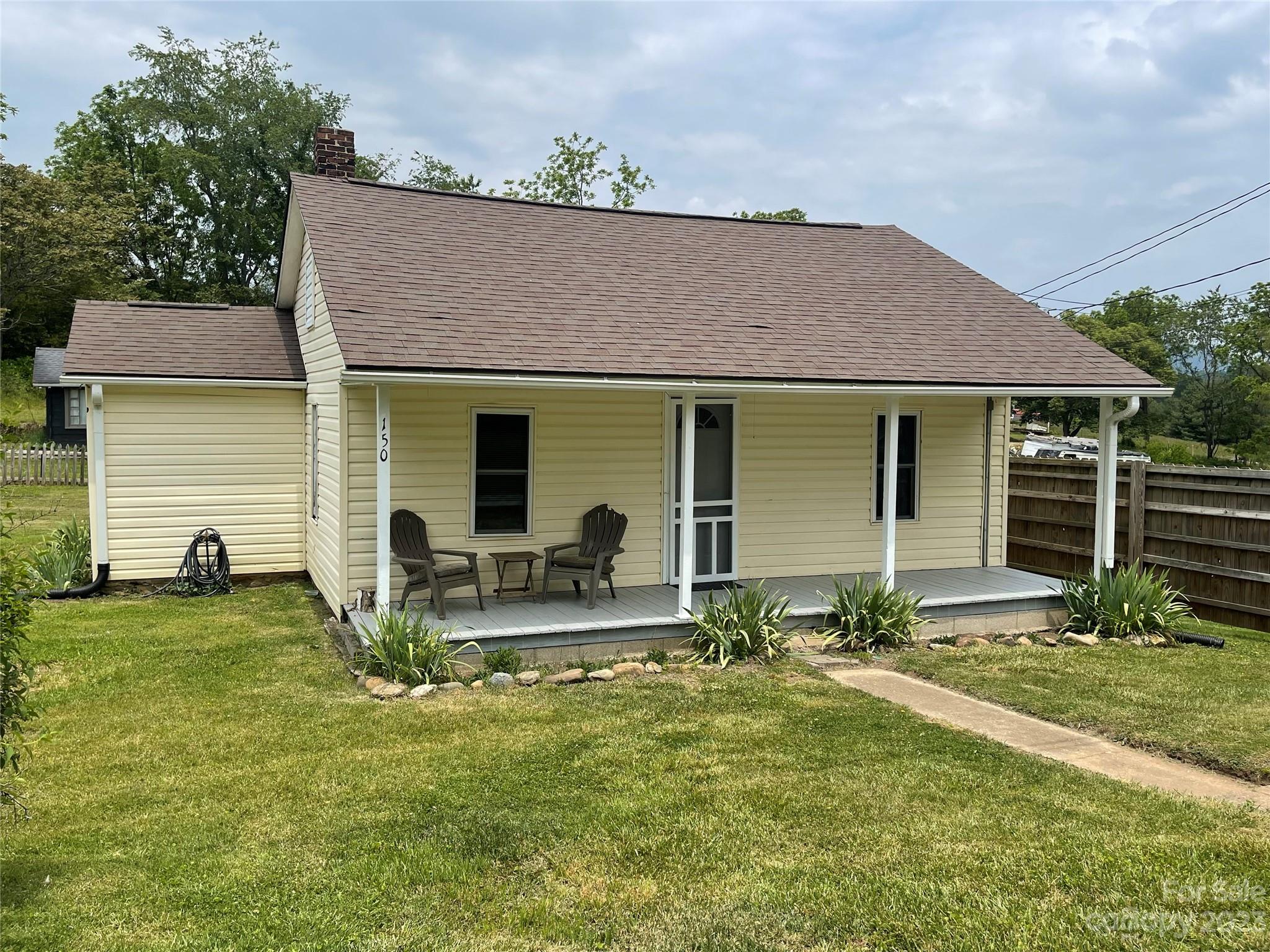 150 Raby Street Canton NC 28716