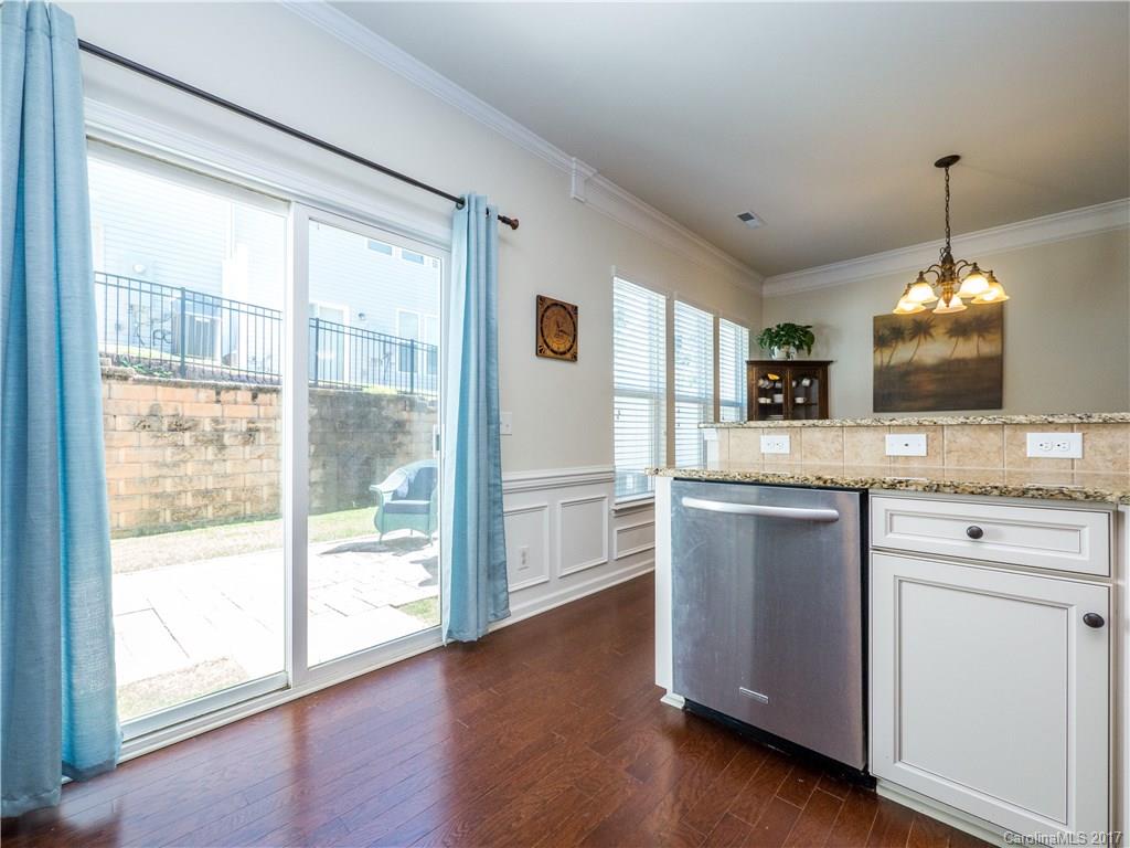 2481 Diplomat Lane Charlotte NC 28210