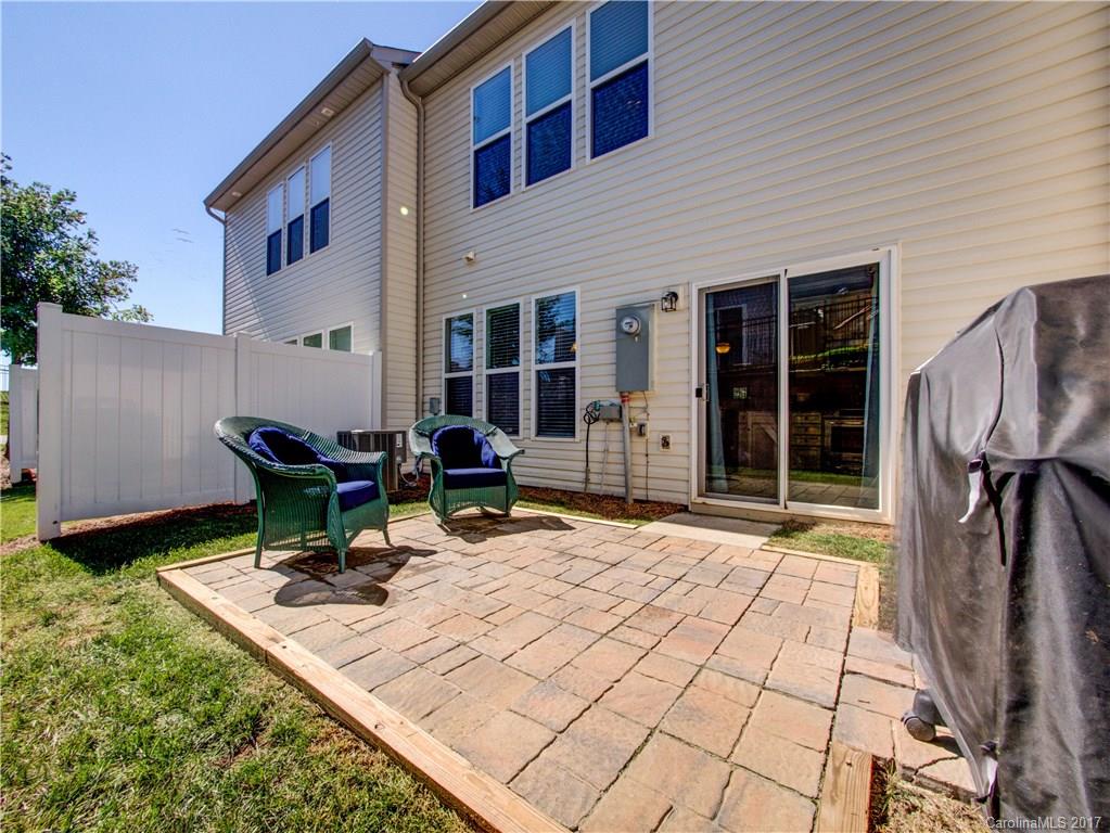 2481 Diplomat Lane Charlotte NC 28210